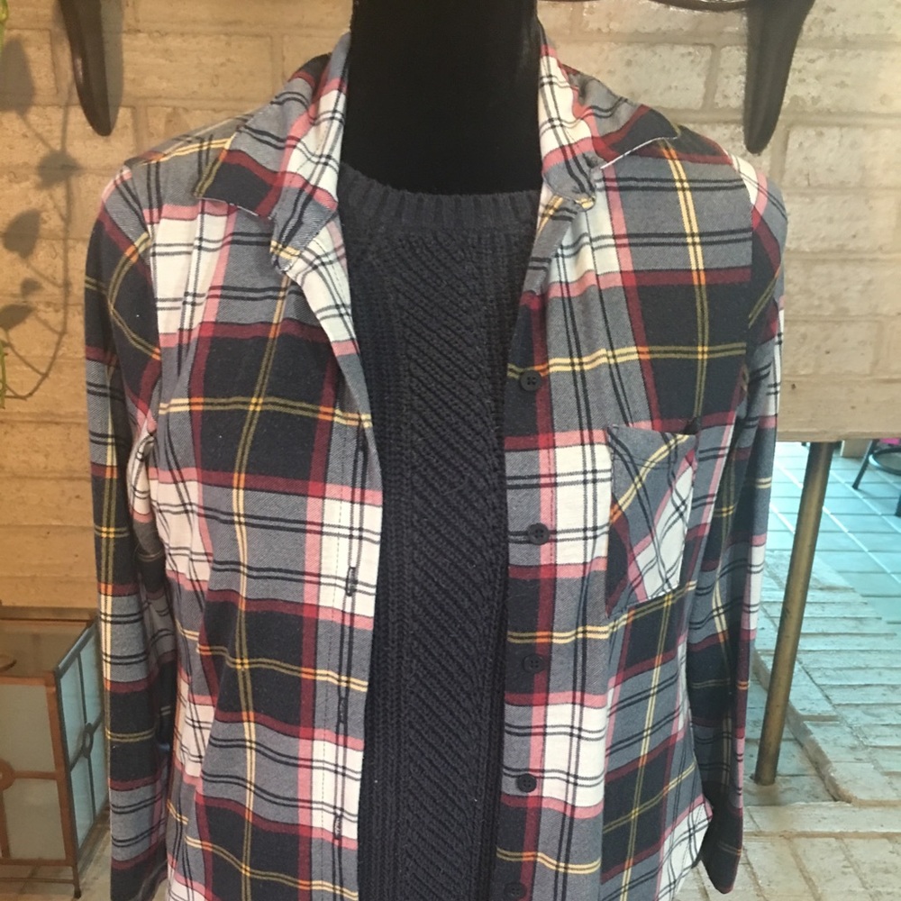 Medium Set! Navy sweater & Lightweight flannel